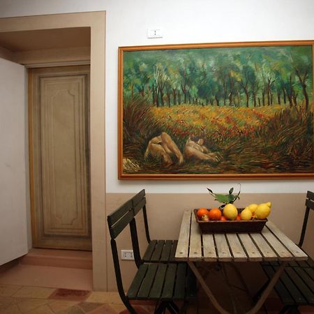Palazzo Santinelli Bed & Breakfast Sant'Angelo in Vado Bilik gambar